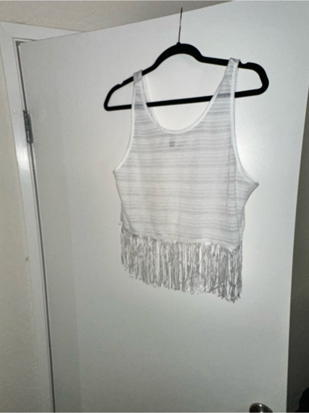 H&M Lightweight White Fringe Tank Top - Women